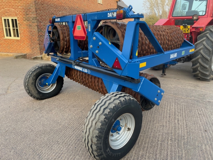 Dal-Bo Minimax 630 Cambridge rollers