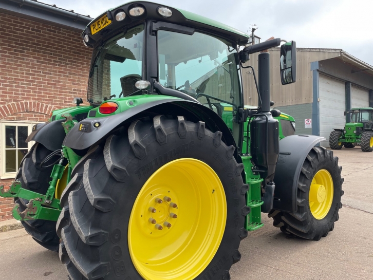 John Deere 6155R