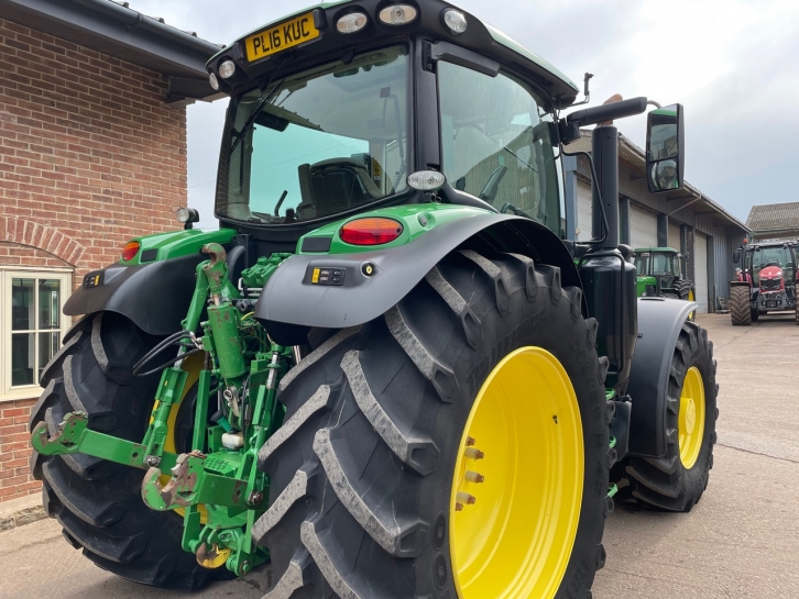 John Deere 6155R