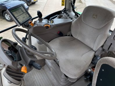 John Deere 6155R