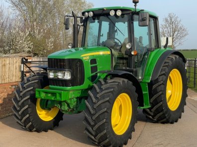 John Deere 6430