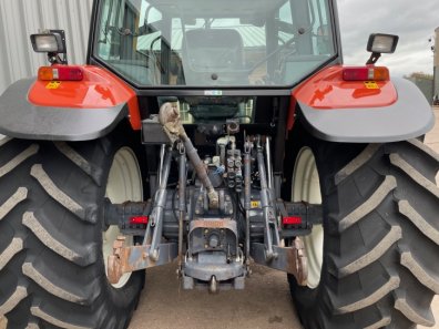 New Holland TS110