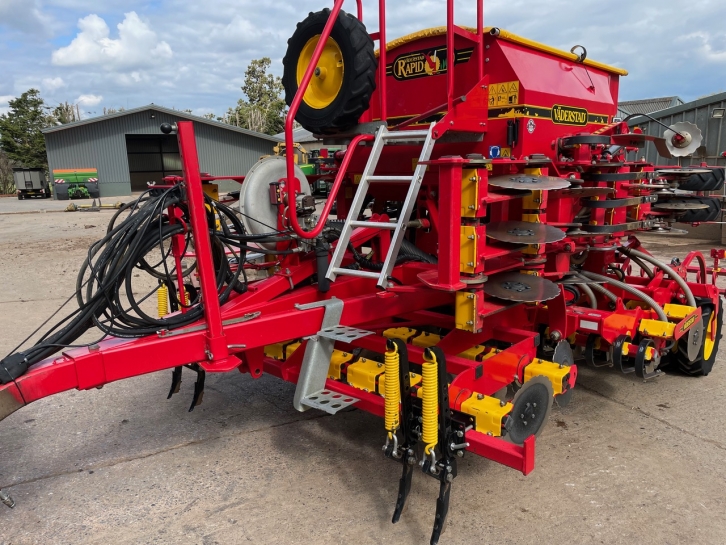 Vaderstad Rapid A 400 S drill