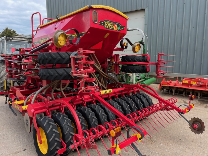 Vaderstad Rapid A 400 S drill