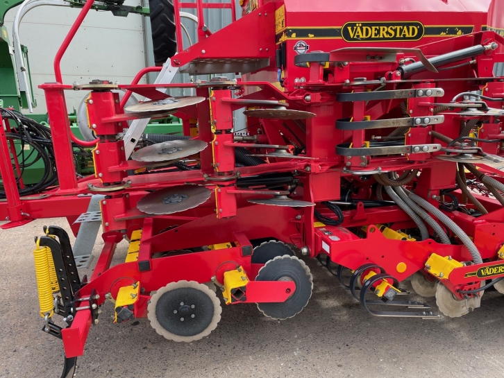 Vaderstad Rapid A 400 S drill