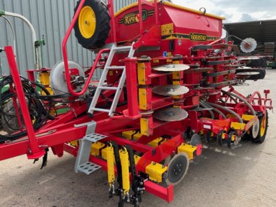 Vaderstad Rapid A 400 S drill