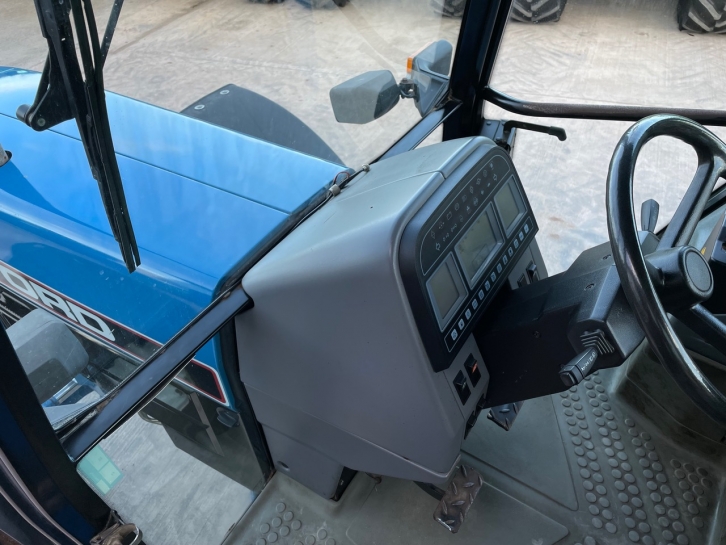 Ford 7840 SLE