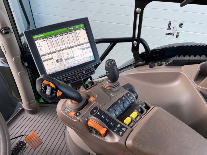 John Deere 6250R Ultimate Edition