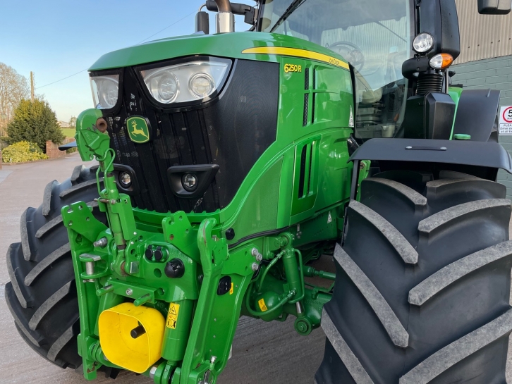 John Deere 6250R Ultimate Edition