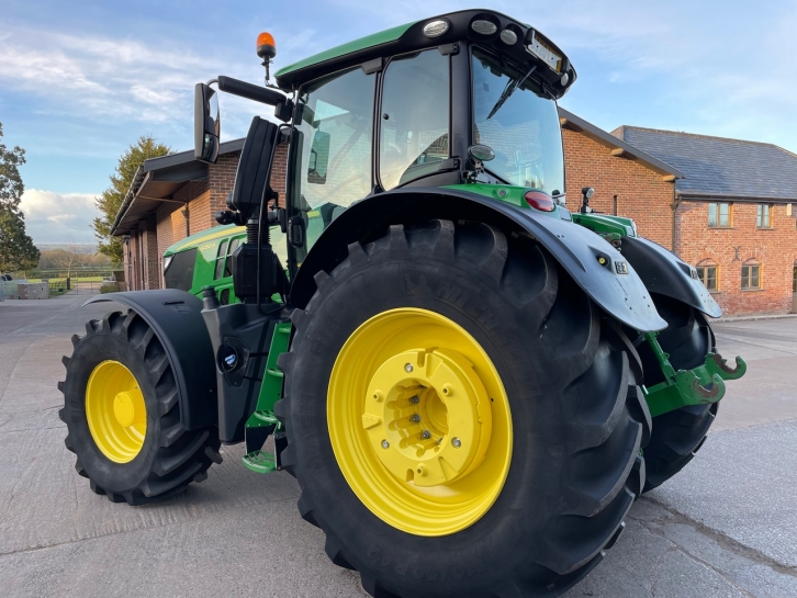 John Deere 6250R Ultimate Edition