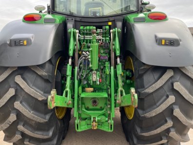 John Deere 6215R Ultimate Edition