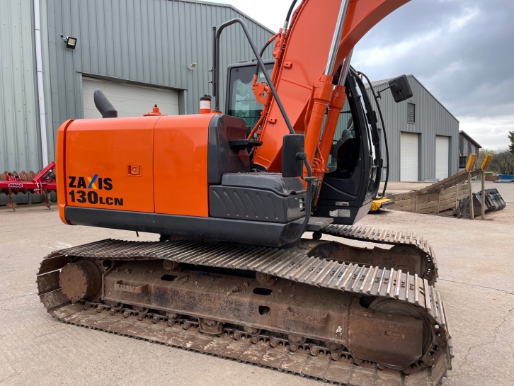 Hitachi Zaxis 130 LCN
