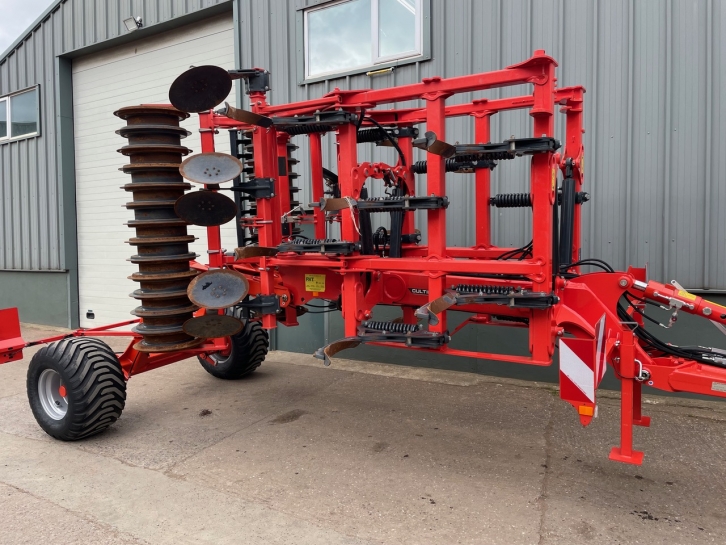 Kuhn Cultimer L 4000 4 Metre cultivator