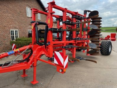 Kuhn Cultimer L 4000 4 Metre cultivator