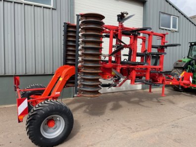 Kuhn Cultimer L 4000 4 Metre cultivator