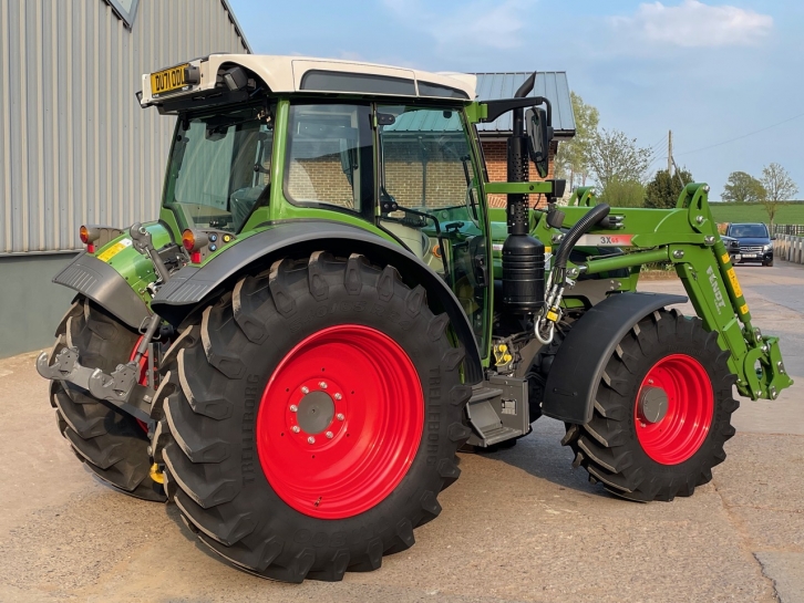 Fendt 211