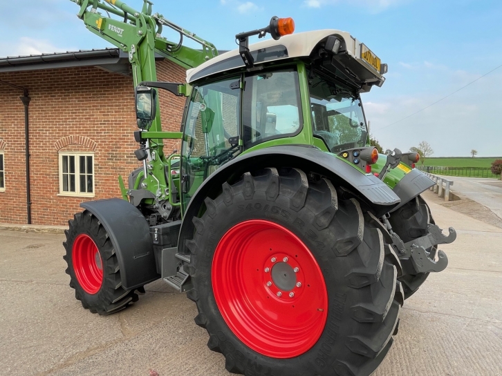 Fendt 211