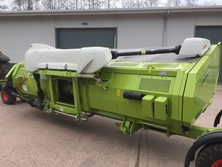 Claas direct disc 500P whole crop header