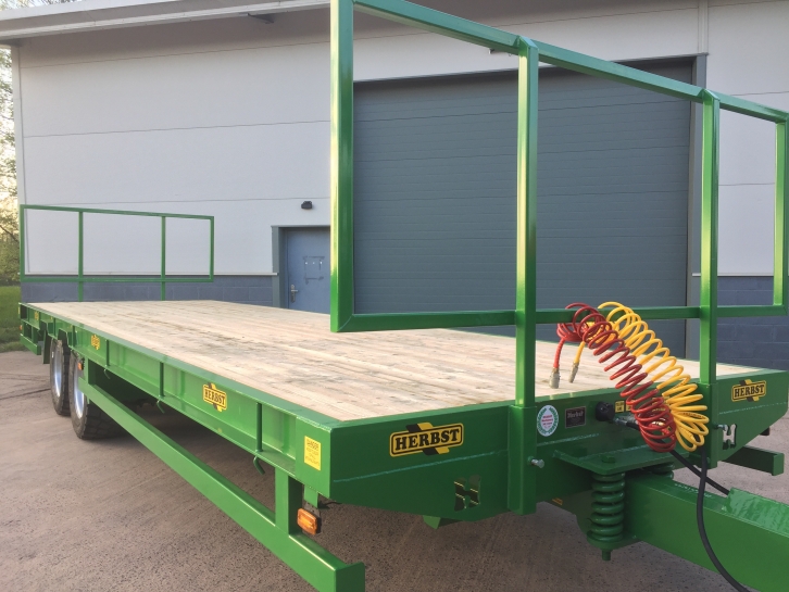 Herbst 15 ton flat trailer