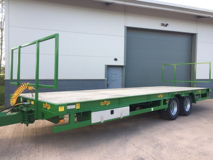 Herbst 15 ton flat trailer