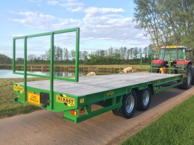 Herbst 15 ton flat trailer