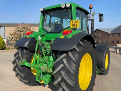 John Deere 6930