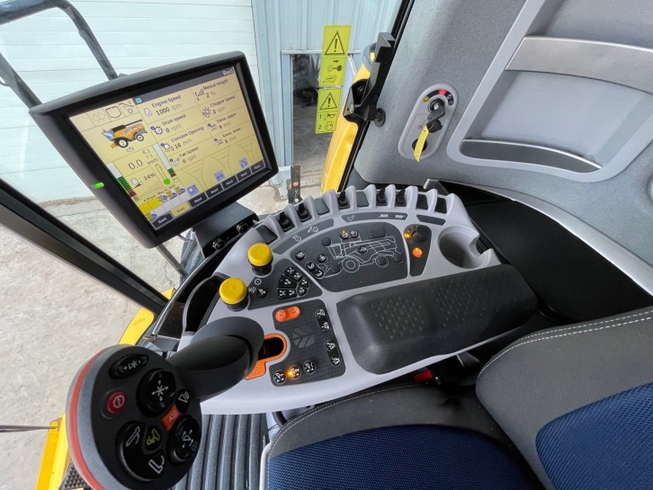 New Holland CX7.80