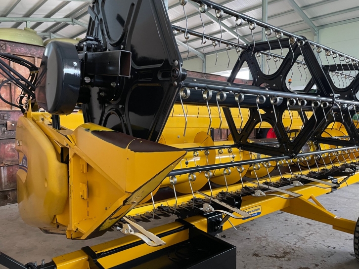 New Holland CX7.80