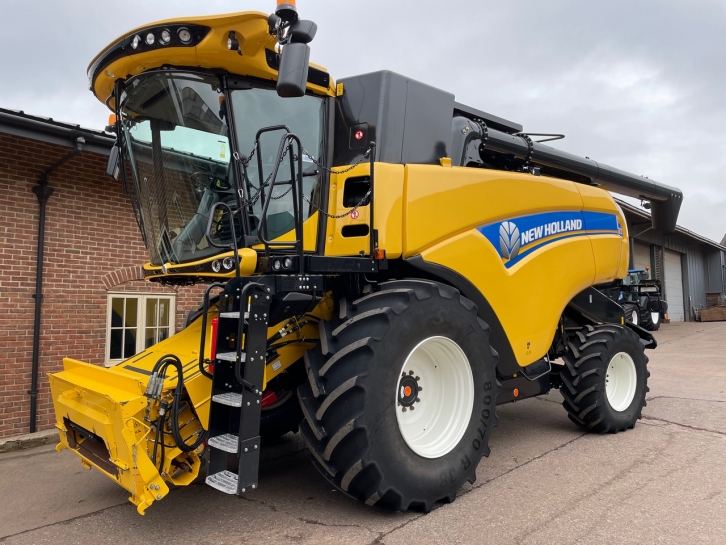 New Holland CX7.80