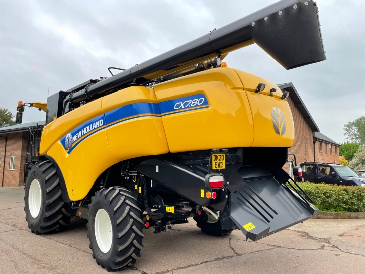 New Holland CX7.80