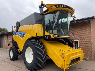 New Holland CX7.80