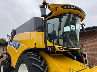 New Holland CX7.80