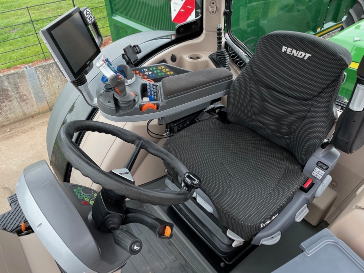 Fendt 724 Profi-Plus