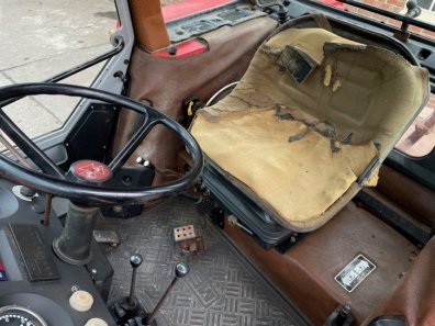 Massey Ferguson 690