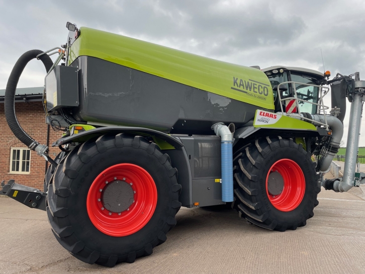 Claas Xerion 4200 Saddle Trac