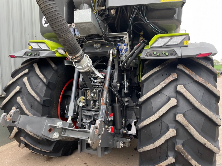 Claas Xerion 4200 Saddle Trac