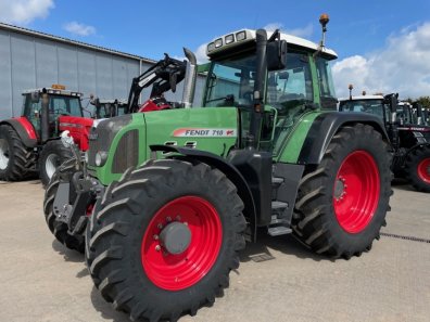 Fendt 718