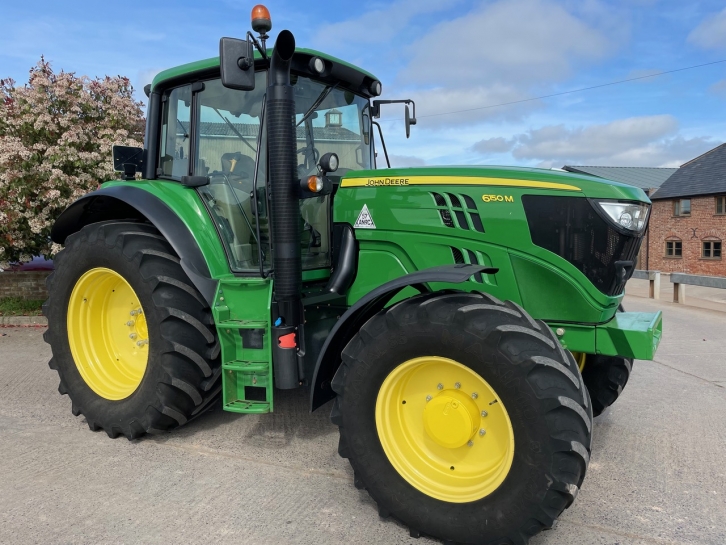 John Deere 6150M