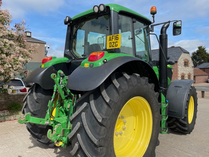 John Deere 6150M