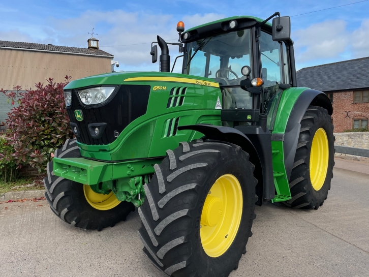 John Deere 6150M