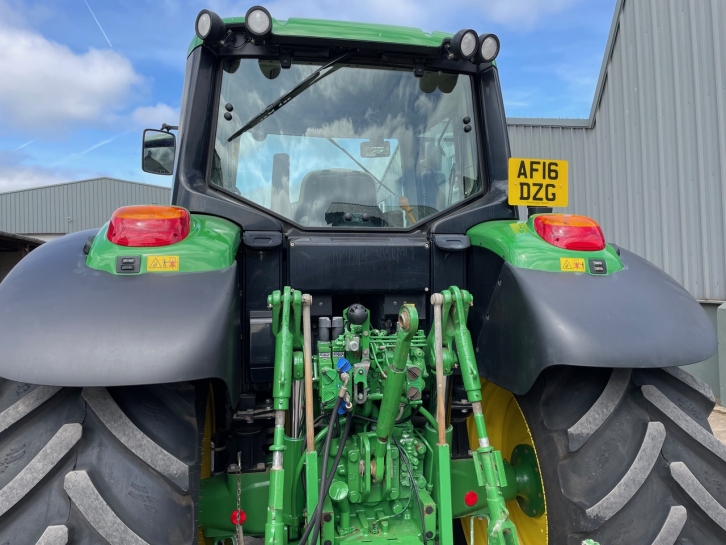 John Deere 6150M
