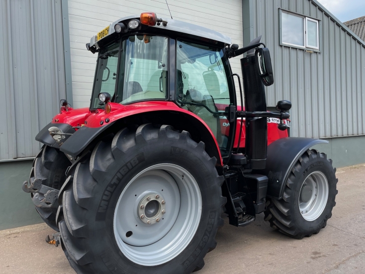 Massey Ferguson 6716S