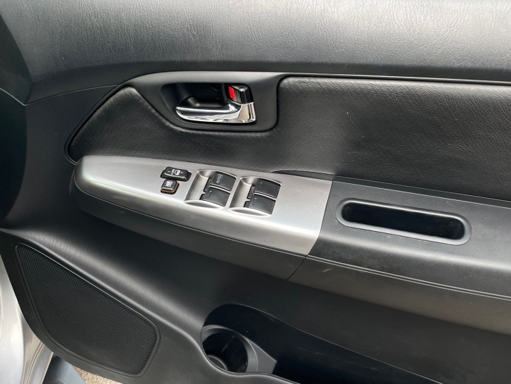 Toyota Hi-Lux Invincible 3.0LT diesel