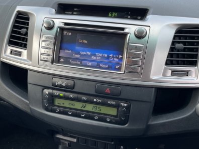 Toyota Hi-Lux Invincible 3.0LT diesel