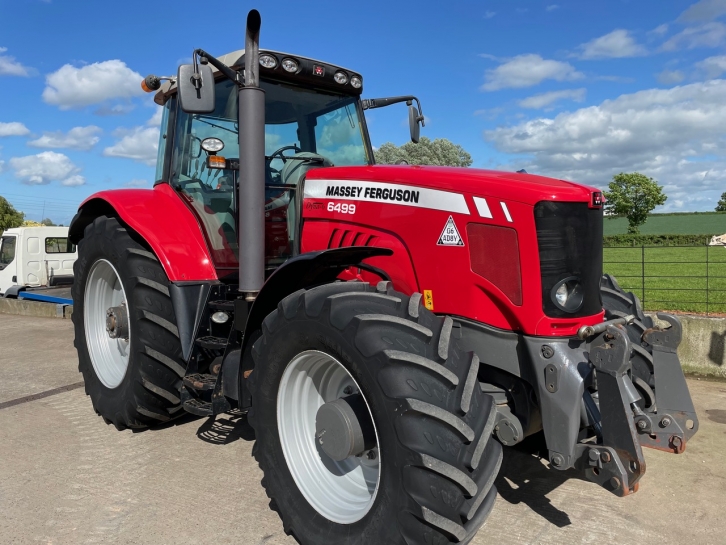 Massey Ferguson 6499