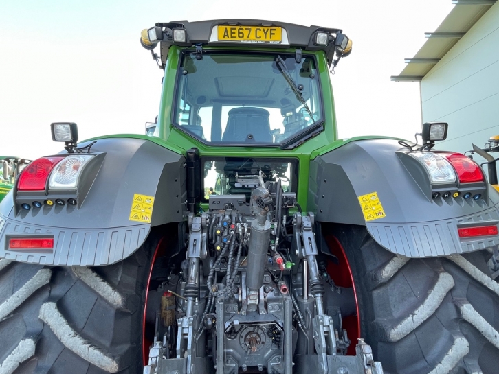 Fendt 828 Profi-Plus