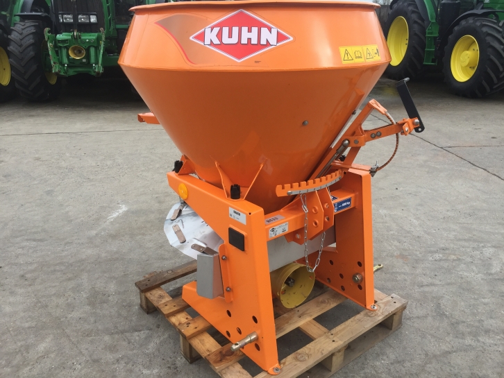Kuhn VSA 360 sand/salt spreader