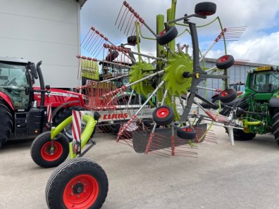Claas Liner 2900 twin rotor rake