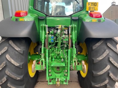 John Deere 6930