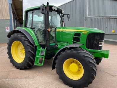 John Deere 6630